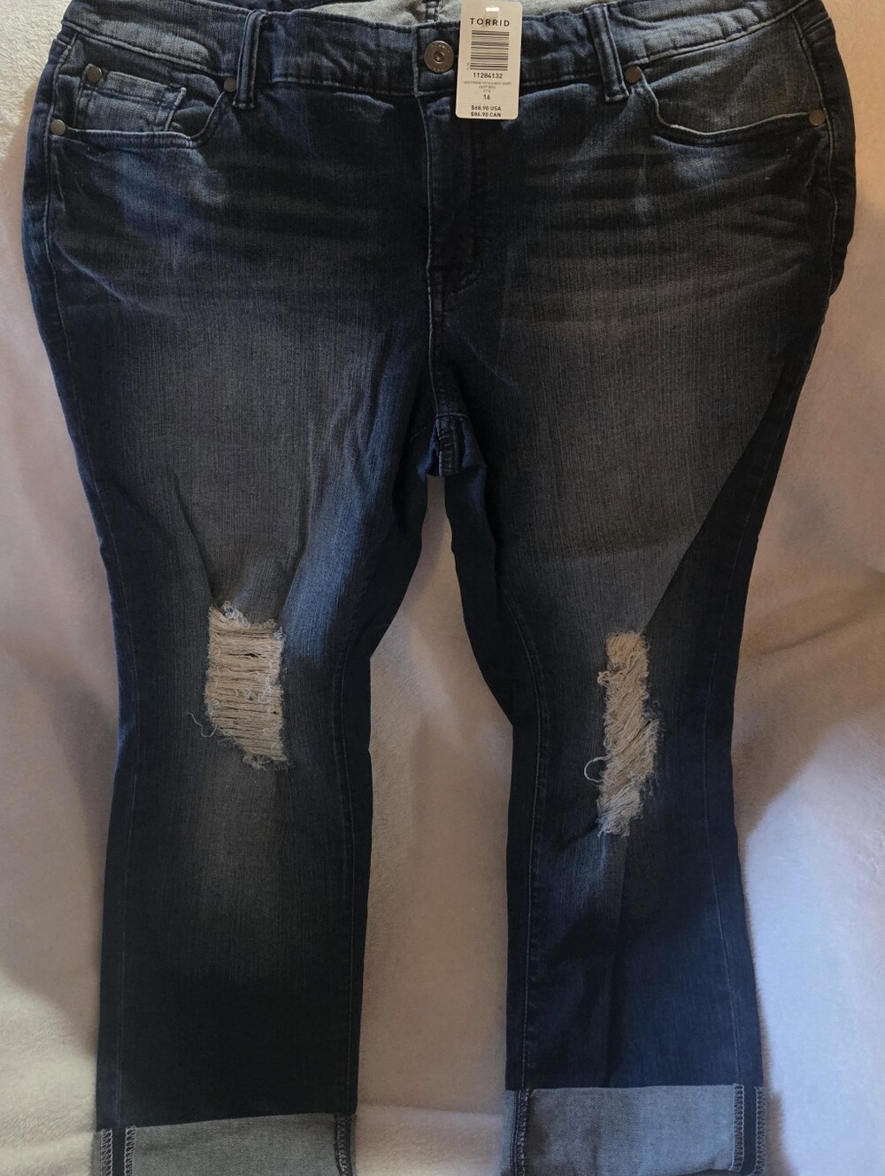 NWT Torrid Boyfriend Vista Shred Destructed Slim Crop Jeans​ (Size 16S)